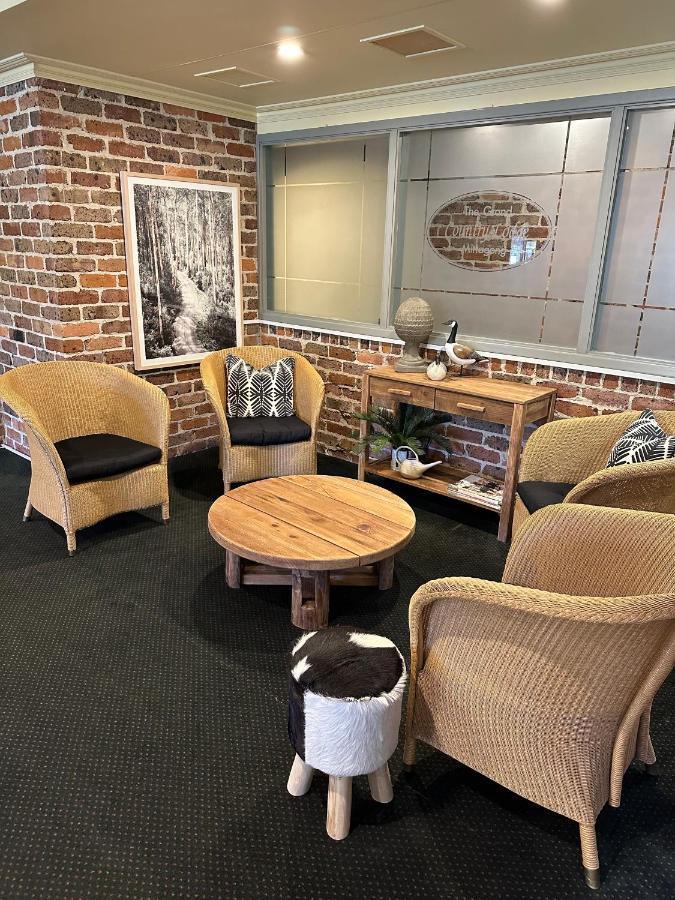 Grand Country Lodge Motel Mittagong Esterno foto