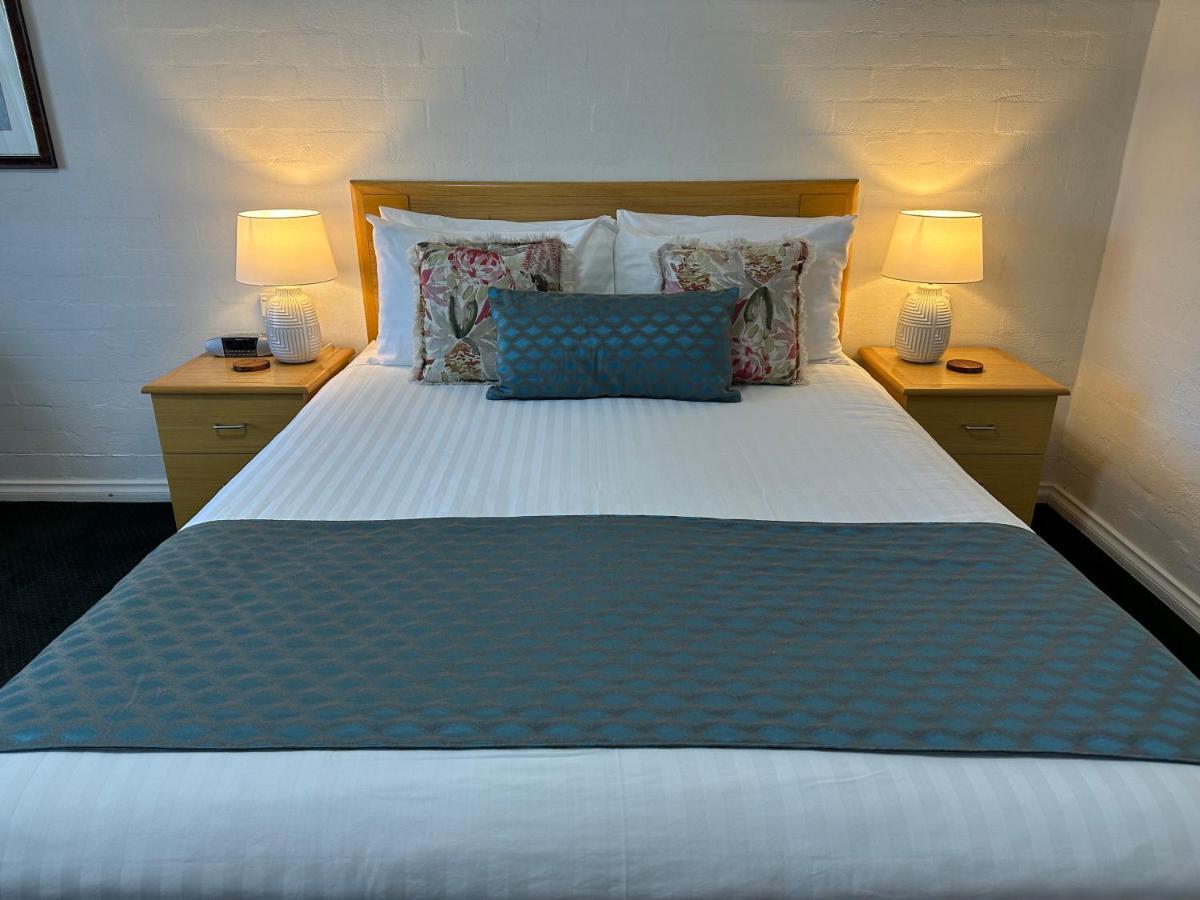 Grand Country Lodge Motel Mittagong Esterno foto
