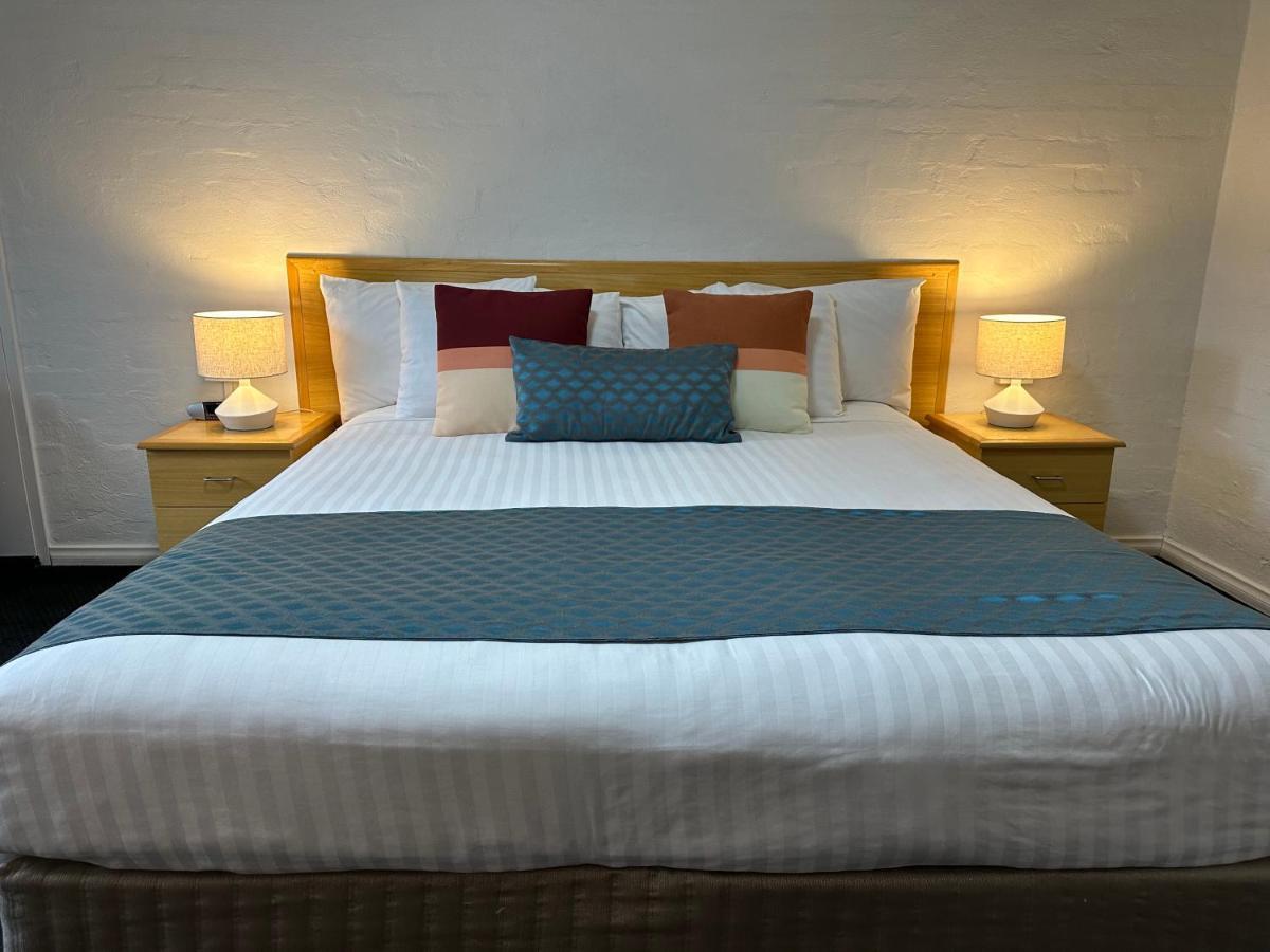 Grand Country Lodge Motel Mittagong Esterno foto