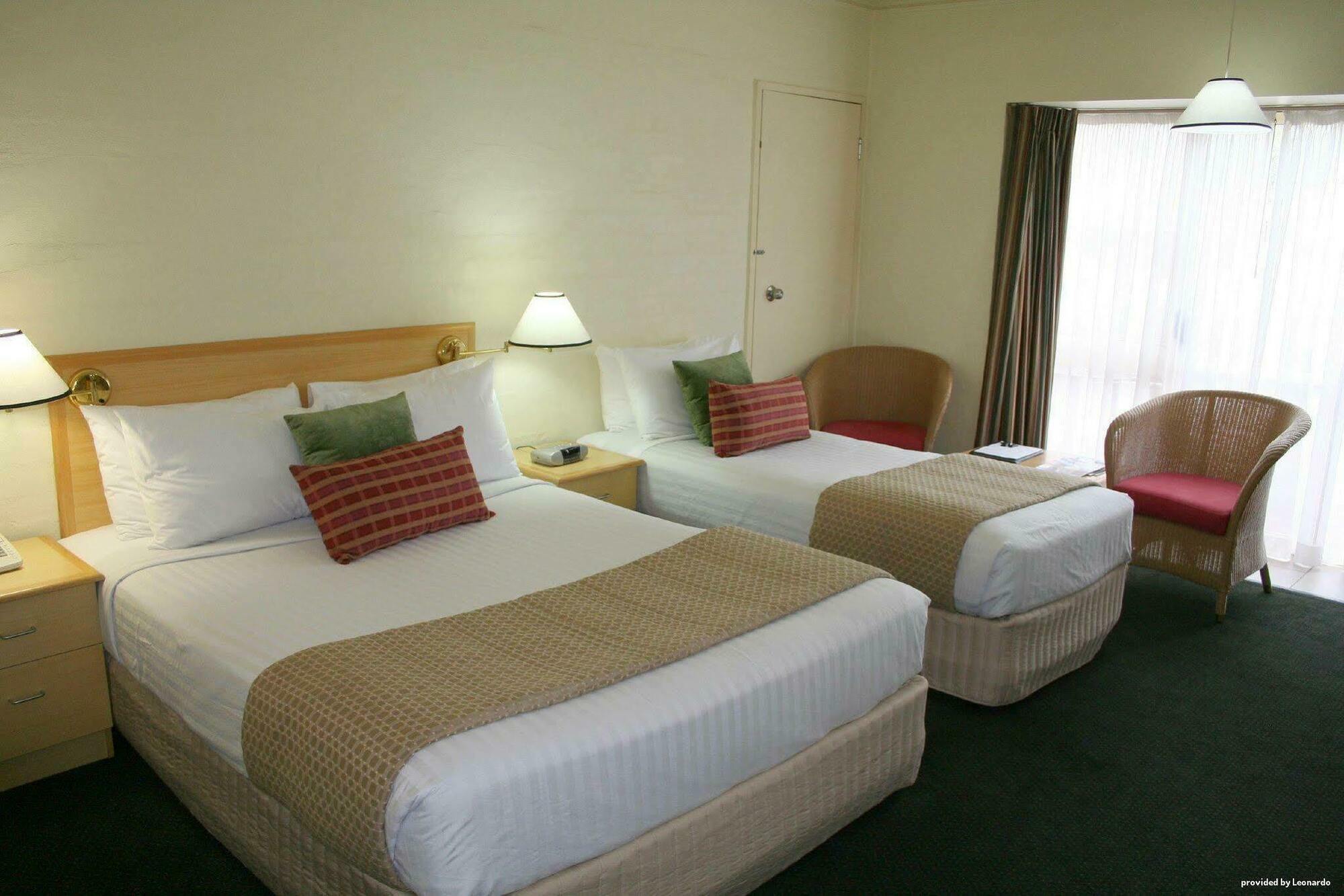 Grand Country Lodge Motel Mittagong Esterno foto